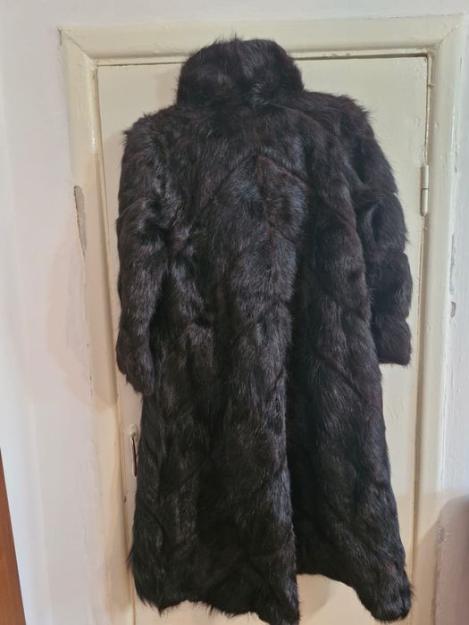 Продам шубу из ондатры натуральная