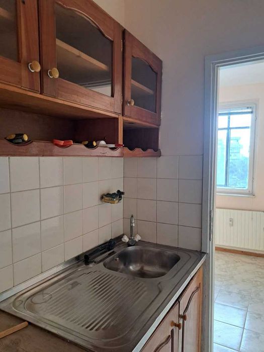 Двустаен ап. под наем в кв. Люлин 5