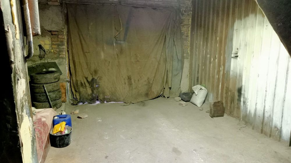 Продается большой гараж