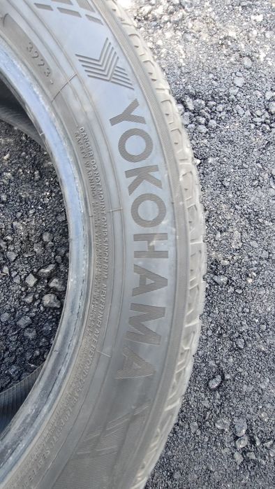 Продам пару шин в отличном состоянии