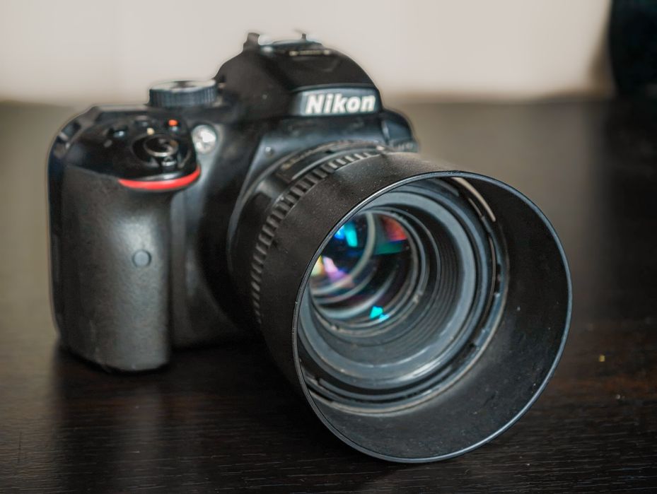 Pachet Nikon D5300 + 3 obiective (50mm 1.4G, 18-55mm, 70-210mm)
