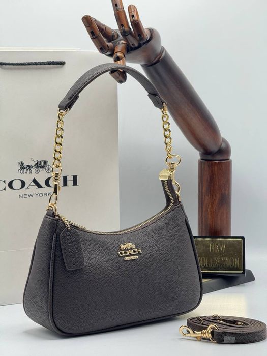 Geanta Coach noua !!! Dimensiuni 23/14 !!!