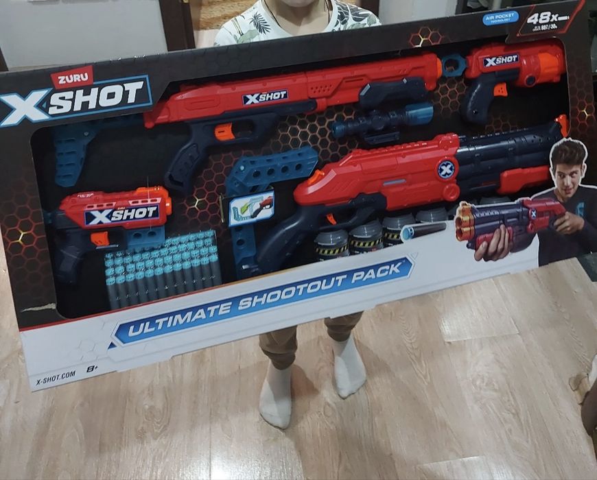 Игрушечный бластер