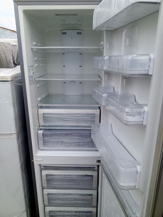 Samsung vazdushni    madel