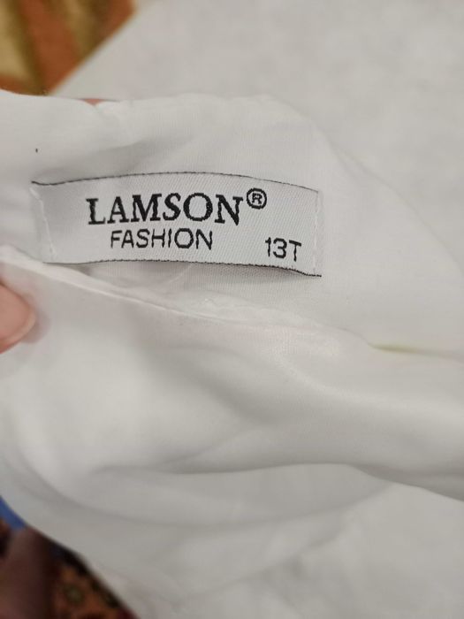 Нарядное белое платье для девочки