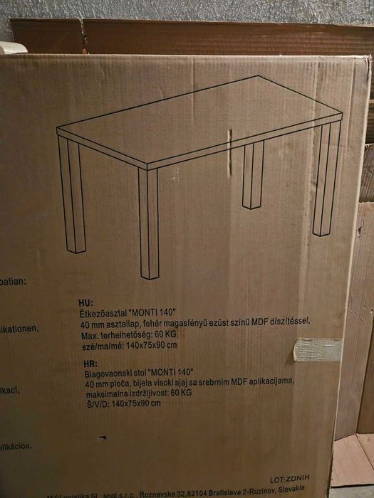 Нови трапезни маси- MDF и хром+ стъкло