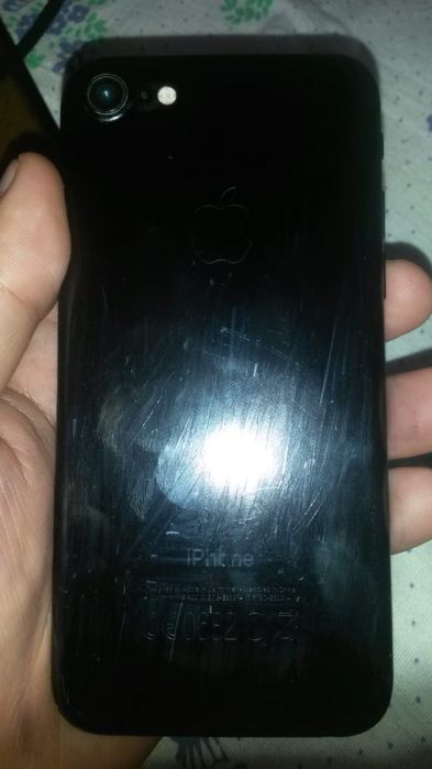 Продам Айфон 7  32гб