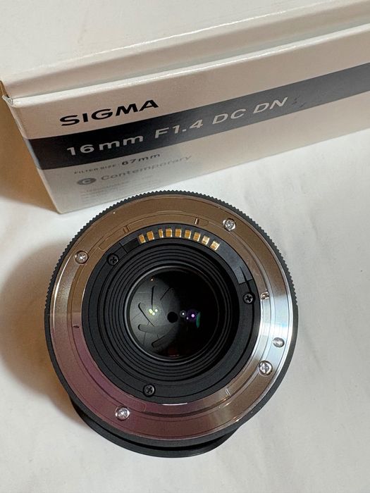 Sigma 16mm Canon Ef-m