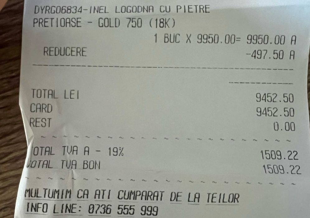 Inel de logodnă din aur cu diamant