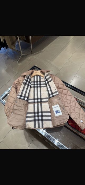 Burberry куртка новый