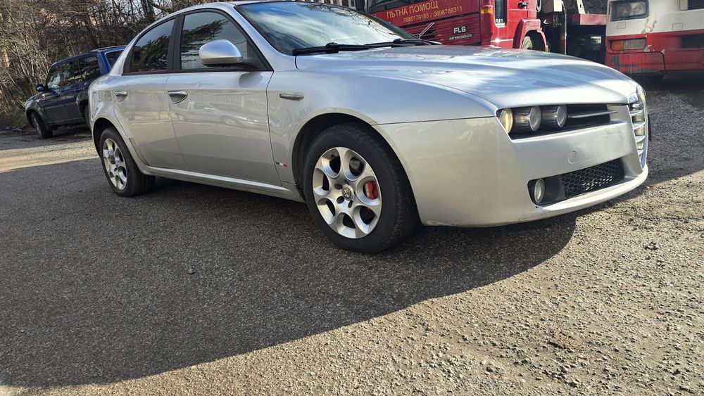 Алфа 159 1.9 150hp  на части или цяла