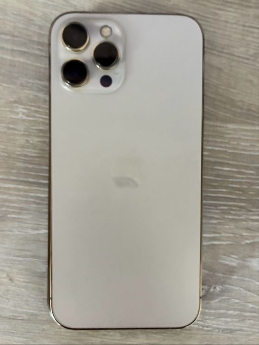 Vand iphone 12 pro nou