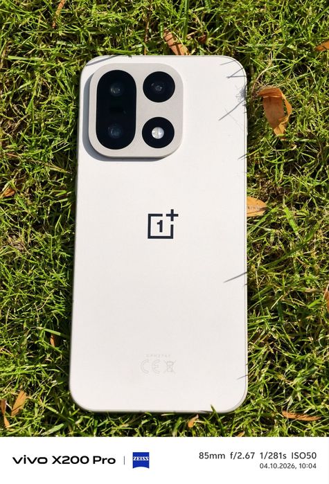 Обменяю One plus 15, 16/512