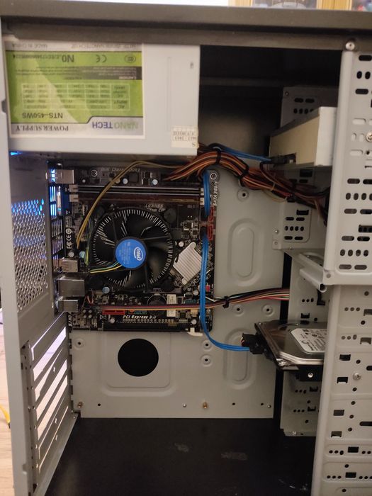 Компьютер G2010/ H61/ 4Gb/ 500Gb/ DVDRW/ 19" Б/У