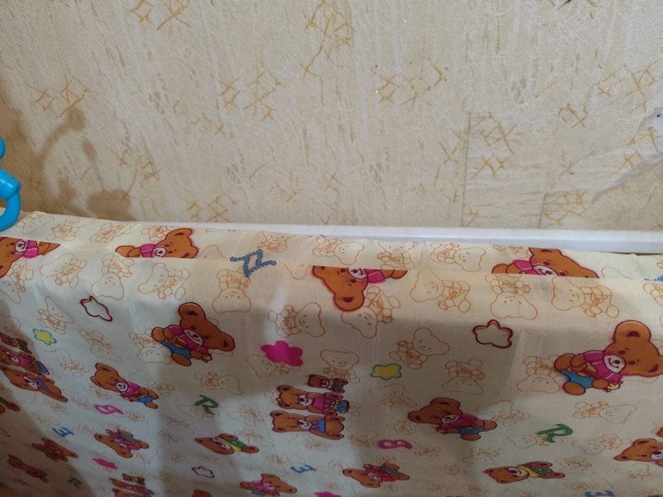Продам матрас на детскую кровать