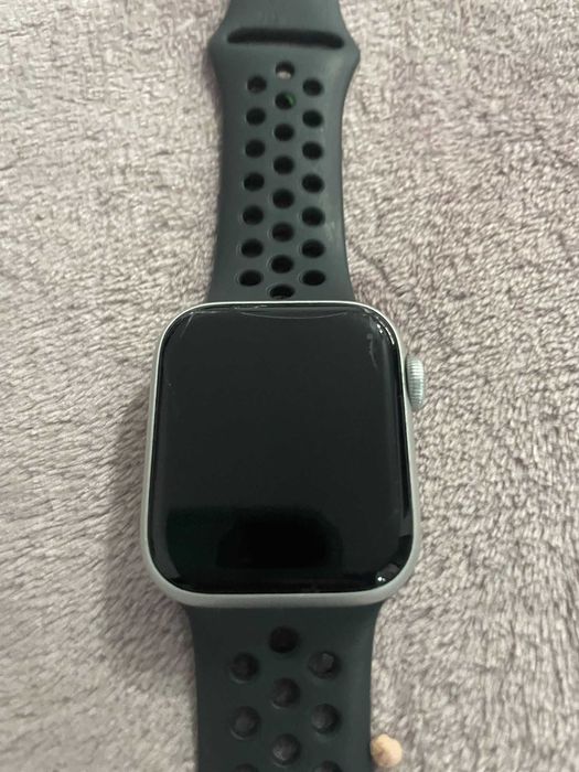 Apple Watch SE pentru piese