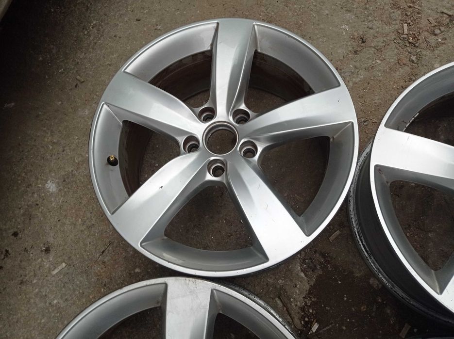 17 5x112 VW Golf/Tiguan/Touran/Passat/Caddy/Jetta/Scirocco/Sharan