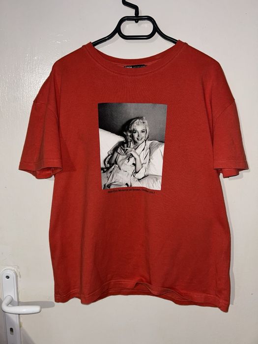 Тениски и блузки