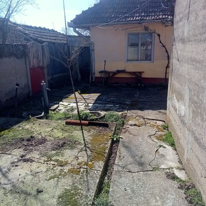 Casa de vânzare în Șimand sau schimb cu garsoniera