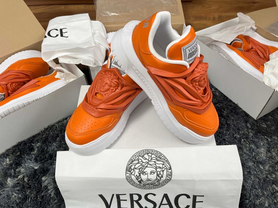 >- CEL MAI BUN PREȚ -< Sneakers high top - adidași bărbați Versace Odissea Orange model vara 2026