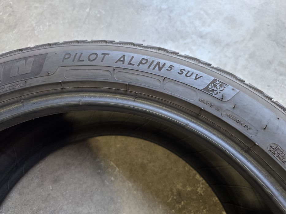 285/40/21 MICHELIN 2бр