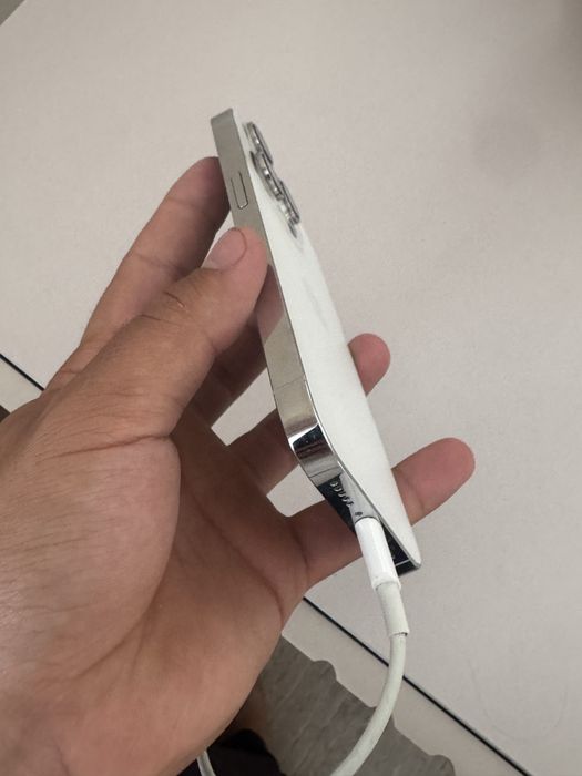 iphone 14 pro в идеалее
