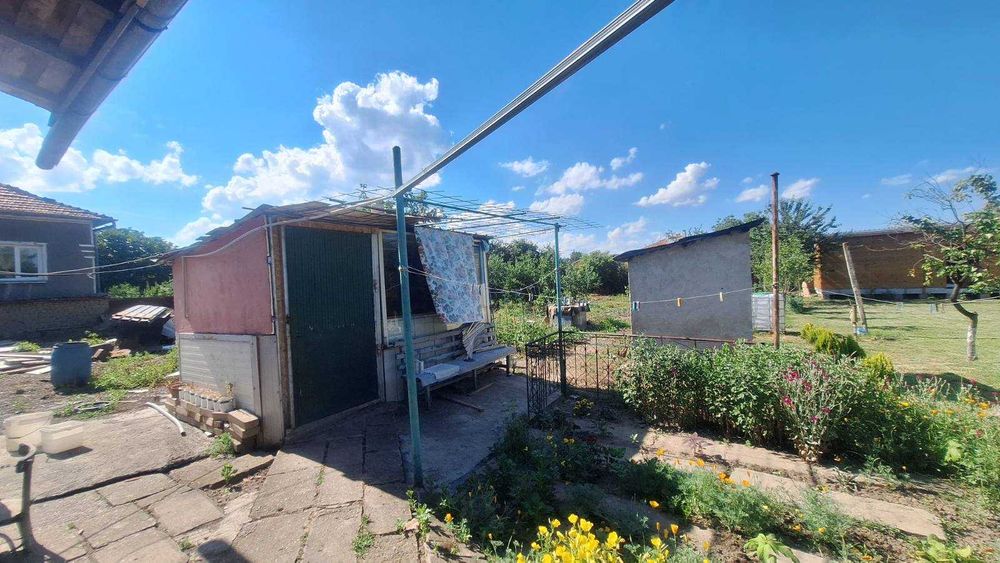 Къща в село Долна Малина, област София