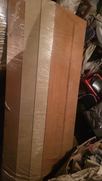 Продам кровать и две тумбы