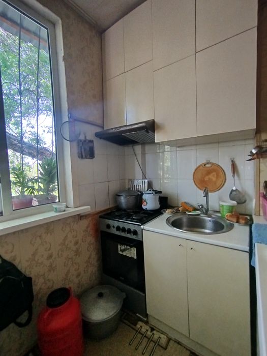 Продаю 2+1/3/4 на Лисуново 3, Кадышева базар