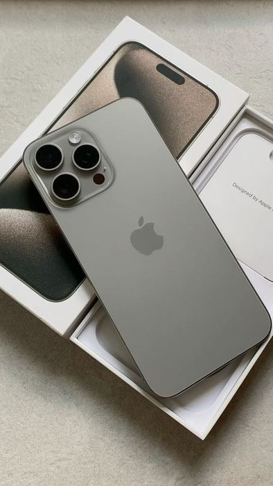 Iphone 15 pro 256 80%