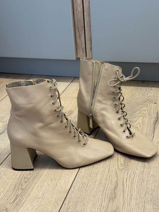 Ботильоны Зара 11000 тг из натуральной кожи