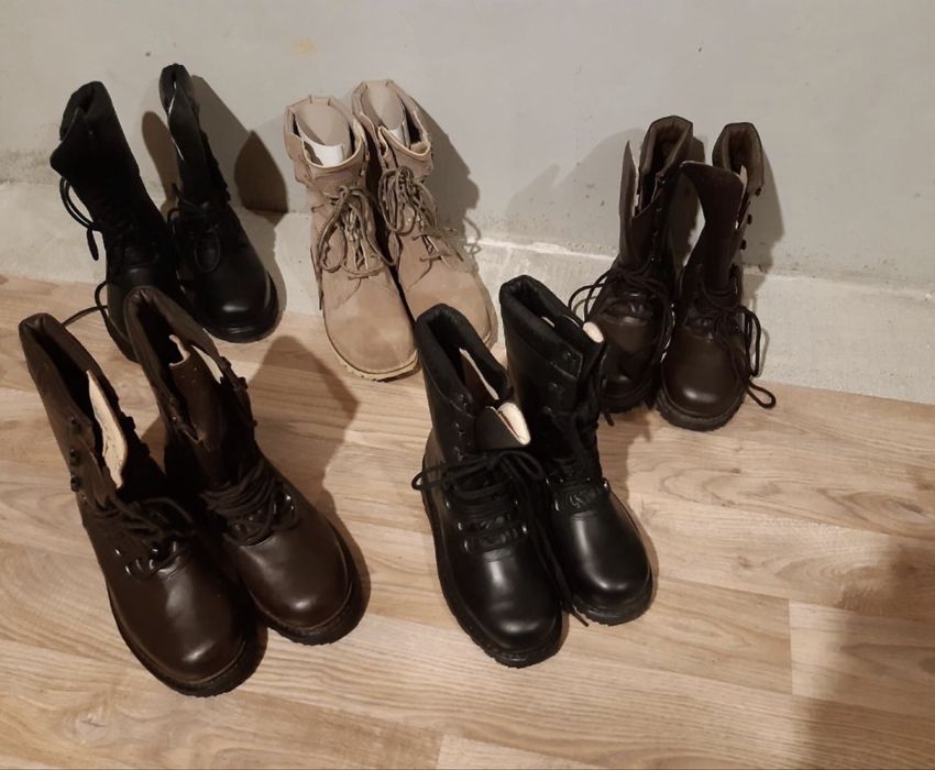Bocanci din piele maro,neagra si crem(desert)pret130 lei