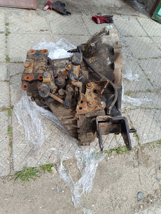 Скоростна кутия Хюндай Туксон 2.0 CRDI 113кс