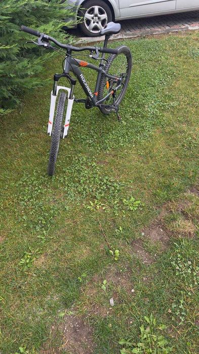 Vând o bicicletă Rockrider ST120