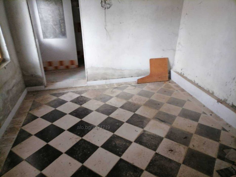 Продава се Къща в с. Дибич, Област Шумен - 172 кв.м за 252 €/кв.м - Снимка #4