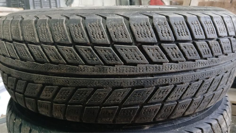 Срочно продам шины срочно