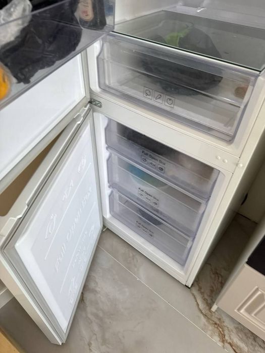 Samsung Xaladelniksotiladi