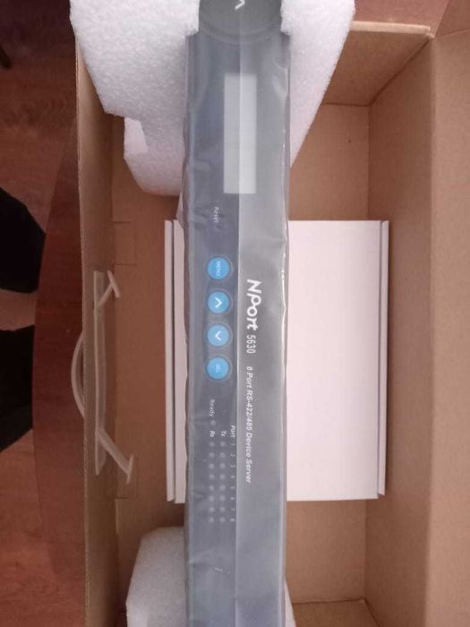 Сервер NPort 5630-8
