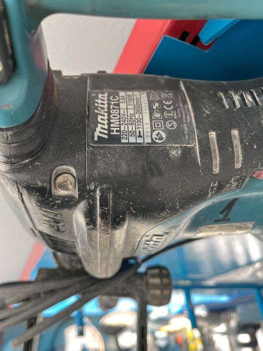 Къртач макита hm 0871c  makita