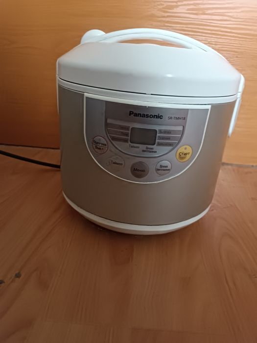Мултикукър Panasonic SR-TMH18