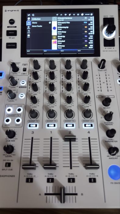 Новый Denon sc live 4
