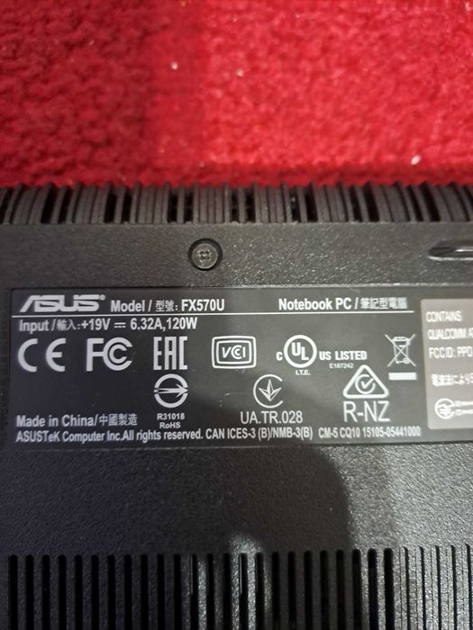 ASUS FX570U, CPU Intel  I5 , 16 Gb ram ddr4 , 1000 Gb , GTX 1050 2 Gb