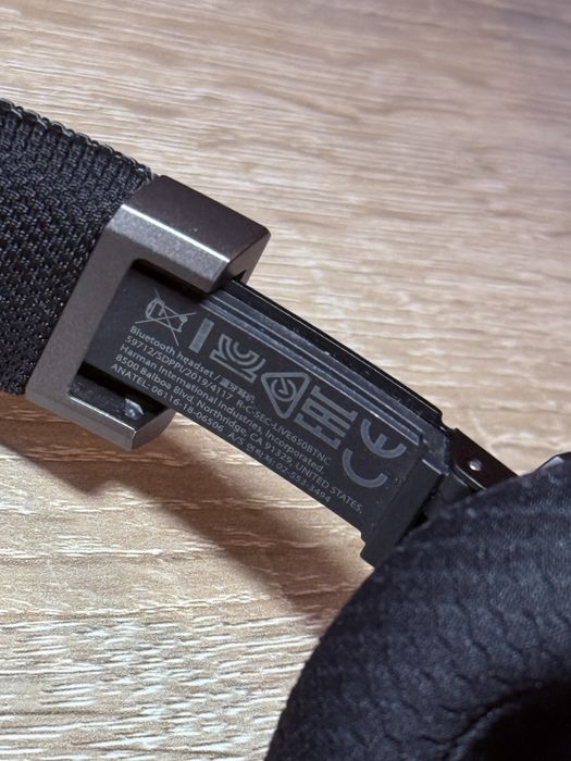 JBL Live 650BTNC безжични Bluetooth слушалки с активно шумопотискане (ANC)