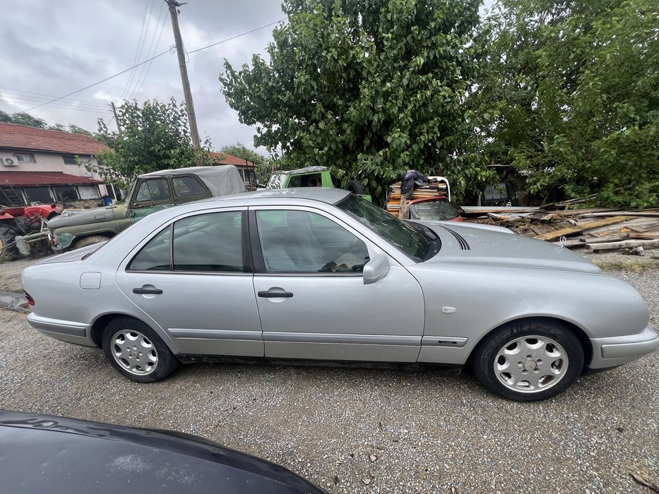 Mercedes E-class (2.2CDI W210 sedan) на части