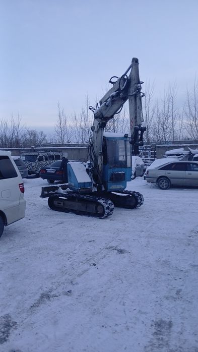 Услуги мини экскаватора ,Мультик ,водопровод ,кабель ,мини трактор