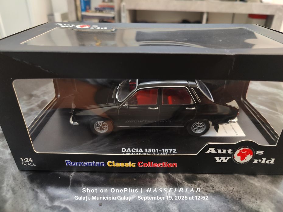 Macheta Dacia 1301 "Securitatea" ediție limitată 1:24 Autoworld