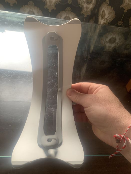 Стойка за Macbook pro 13.3