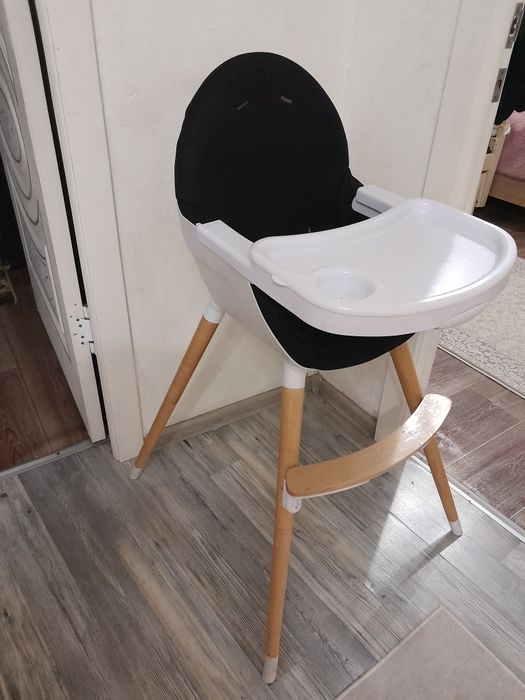 Детский стульчик для кормления