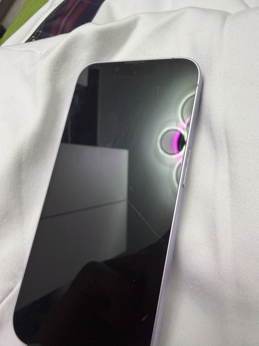Продам iPhone 14