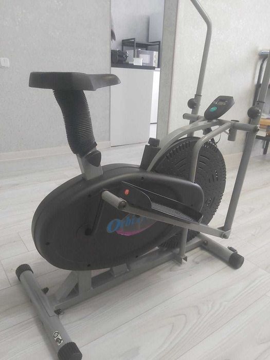 Эллиптический тренажёр